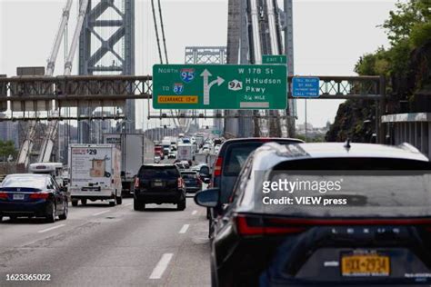 741 Traffic On George Washington Bridge Stock Photos, High-Res Pictures ...