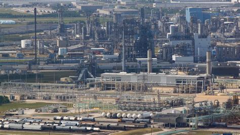 Evacuations Ordered Over Chemical Venting at Dow Plant Near Houston ...