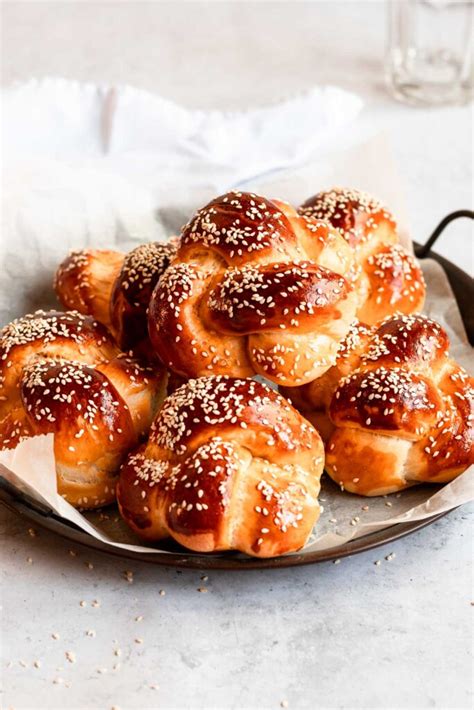 Challah Buns (Challah Rolls) - Rich And Delish