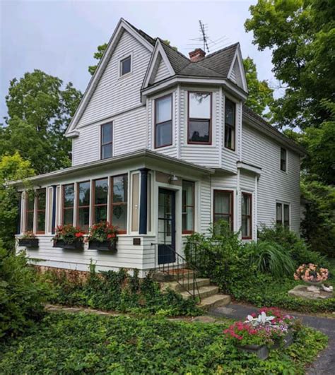 10 Best Airbnbs With Pool Near Akron, Ohio - Updated 2024 | Trip101