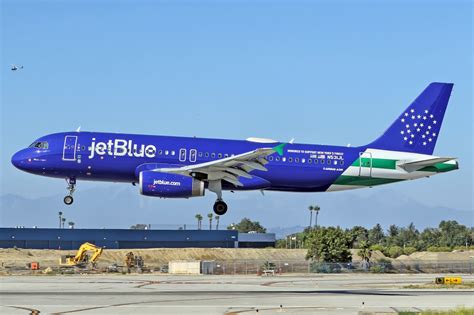 Aero Pacific Flightlines: jetBlue Airways Airbus A320-232 (c/n 1560 ...