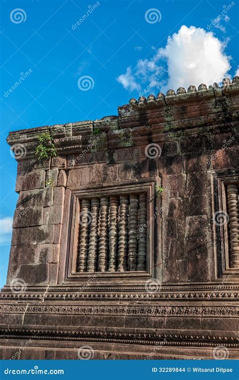 Ancient Khmer Architecture At Wat Phou Stock Images - Image: 32289844