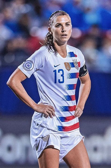 Pin by Jenny Harrington on eiza | Usa soccer women, Female athletes ...