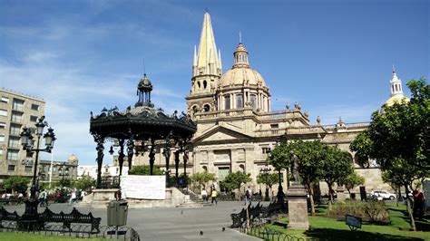 Guadalajara historic center walking tour | Visions of Travel