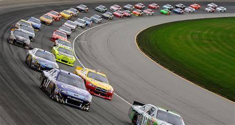 Set Your Bet on the Right Car: Auto-Racing Betting Tips and Tricks ...