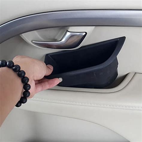 Volvo XC60/XC80 Interior Accessory: Inside Door Handle Armrest Holder ...