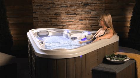 3 Best Corner Hot Tubs to Fit Any Space and Budget [2024] | ByRossi