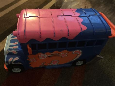 Doodlebops Bus Toy, Change N Go Showmobile, Rooney, Deedee, Moe, Bob.No ...