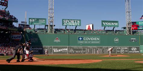 Why exactly does Fenway Park have the Green Monster, anyway? | MLB.com