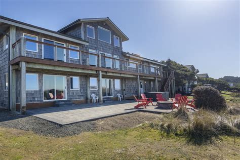 The Oregon Beach House - Luxury Oceanfront home on the Oregon Coast ...