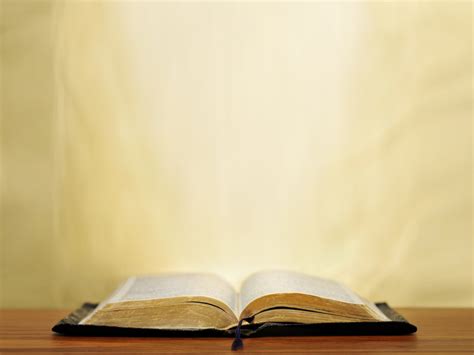 Bible Background Pictures - WallpaperSafari