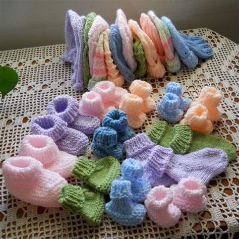 Beautiful Skills - Crochet Knitting Quilting : Seamless Preemie Booties ...