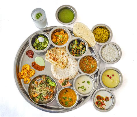 Wondering where you can find a hearty vegetarian thali in Mumbai?