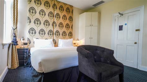 Luxury Hotel Rooms in North Wales | Ruthin Castle Hotel