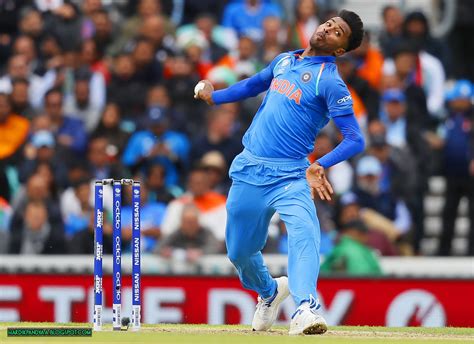 Hardik Pandya: Hardik Pandya Bowling Hd Wallpapers-Photos-Images