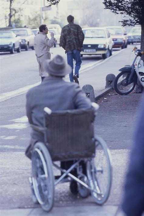 Goodbye Grandad: Last photo of actor Lennard Pearce filming his final ...