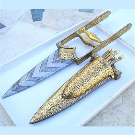 Damascus steel pure gold Bidaree work Katar Dagger knife - directcreate.com