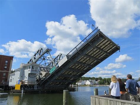 Mystic River Bascule Bridge - 2021 All You Need to Know BEFORE You Go ...