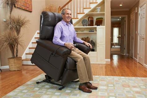 Top Benefits of a Lift Chair - AmeriCare Medical