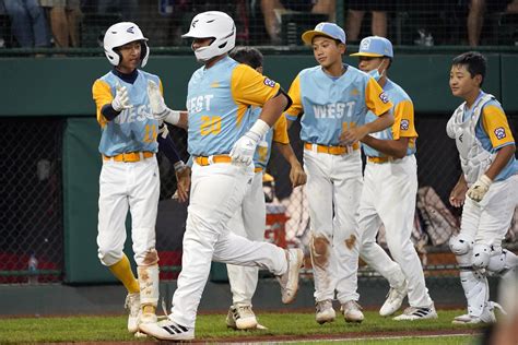 Hawaii off to strong start at Little League World Series | AP News