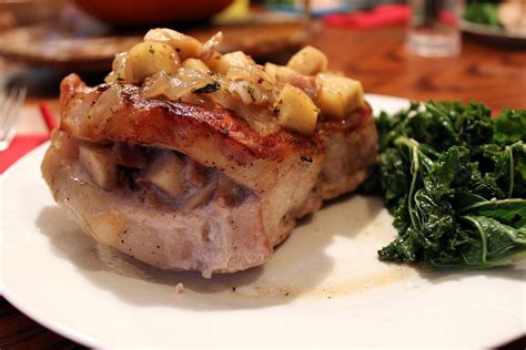 Apple & Bacon Stuffed Pork Chops – Cook your food