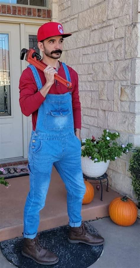 My Mario costume for Halloween this year. : r/gaming