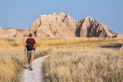 10 Great Hikes in Badlands National Park – Earth Trekkers