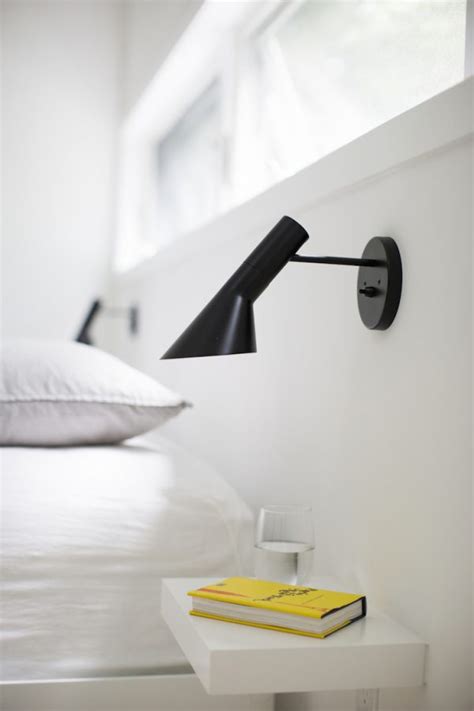 50 Uniquely Modern Wall Sconces That Also Serve As Decorative Pieces