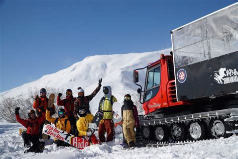 Shimamaki Snowcats - Hokkaido Backcountry Club