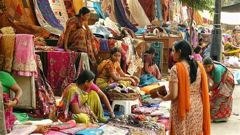 Life & Lentils: My Guide to market shopping in Delhi