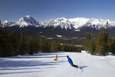 The Lake Louise Ski Resort | Go Ski Alberta