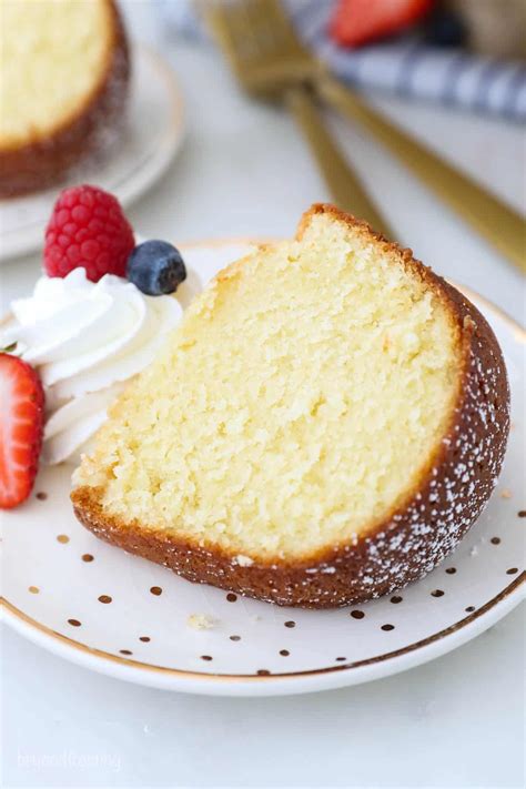 Easy Old-Fashioned Pound Cake Recipe | Beyond Frosting