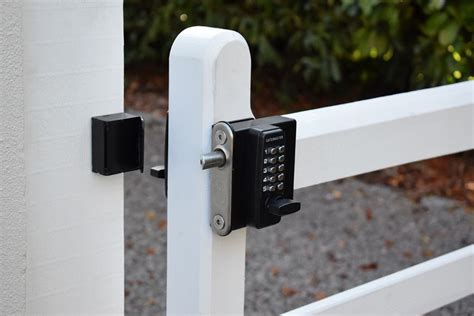 wooden gate lock options Archives - Signet Locks