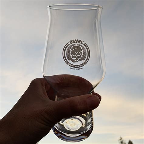 India Pale Ale Glass Set - Bevel Craft Brewing / Bend, Or