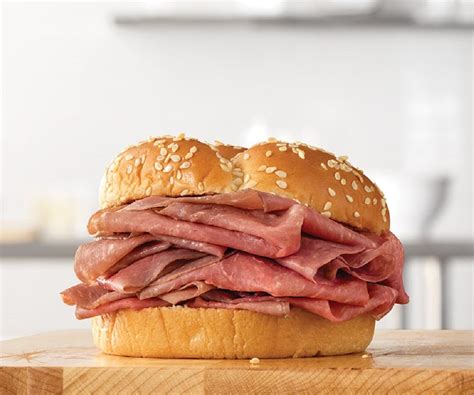 How Many Calories in an Arbys Roast Beef Sandwich? - Health & Detox ...