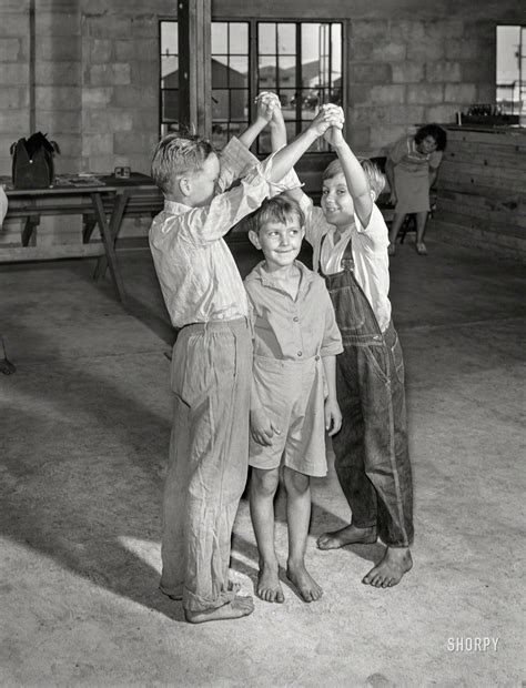 Shorpy Historical Picture Archive :: London Bridge: 1940 high ...