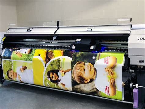 Custom large format banner printing process | Front Signs