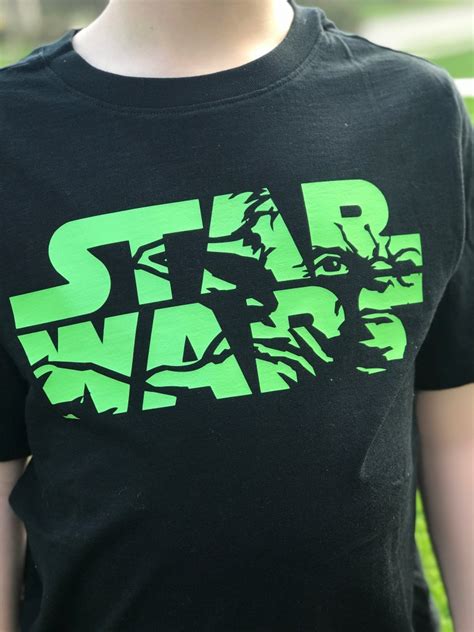 Cricut Star Wars - Pineapple Paper Co. - DIY Star Wars T Shirts