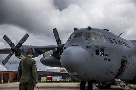 179th AW aids in Hurricane Irma Relief Efforts | Aircrew fro… | Flickr