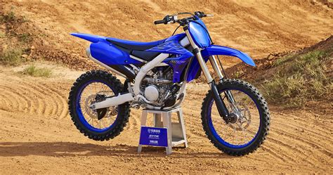 First Look: 2022 Yamaha Four-Stroke Models - Dirt Bike Test