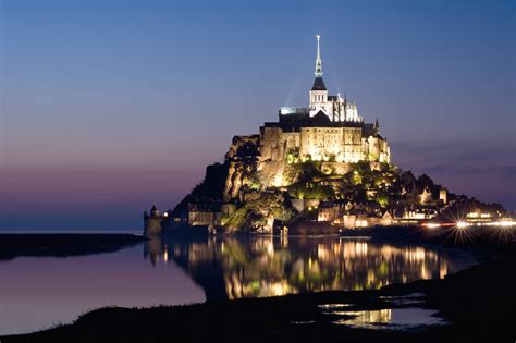 Famous Landmark in France, Le Mont Saint-Michel