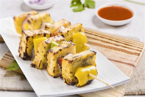 Paneer Nutrition Facts, Paneer Calories, Protein, Carbs, Macros - AvaniGo