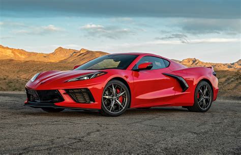 GM will offer its first electrified Corvette in 2023, likely an AWD ...