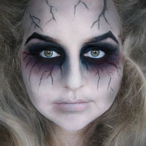 Zombie halloween makeup, Ghost makeup, Halloween makeup easy