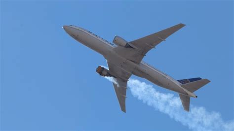 Boeing grounds 777s after engine fire – Euractiv