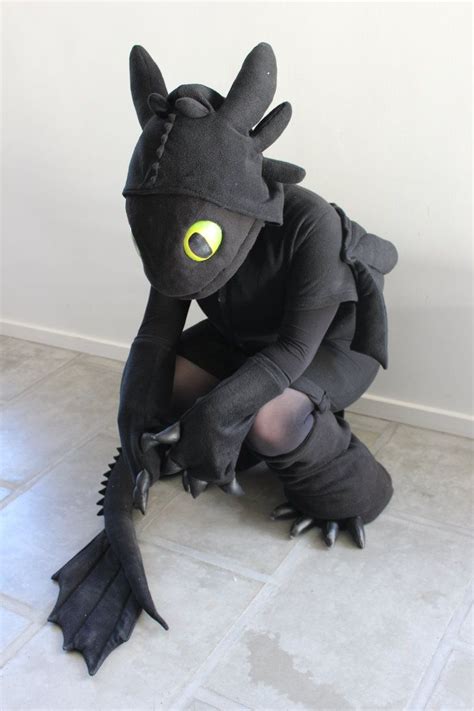 feet and claws like a dinosaur | Toothless costume, Halloween costumes ...