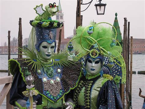 The History and Present of Venice Carnival - Everything About Murano Glass