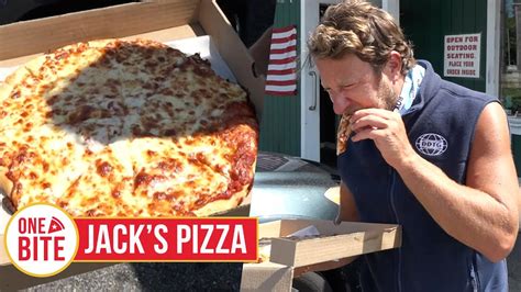 barstool sports one bite frozen pizza review - Ima Counts