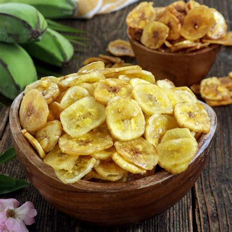 Quick and Easy Banana Chips Recipe - Foxy Folksy