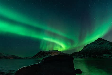 mountain, night time, aurora Polaris, Tromsø, galaxy, 5K, landscape ...